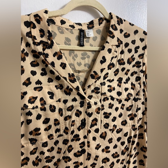 Animal Print Safari Shirt - Size 10/Large - Picture 4 of 4